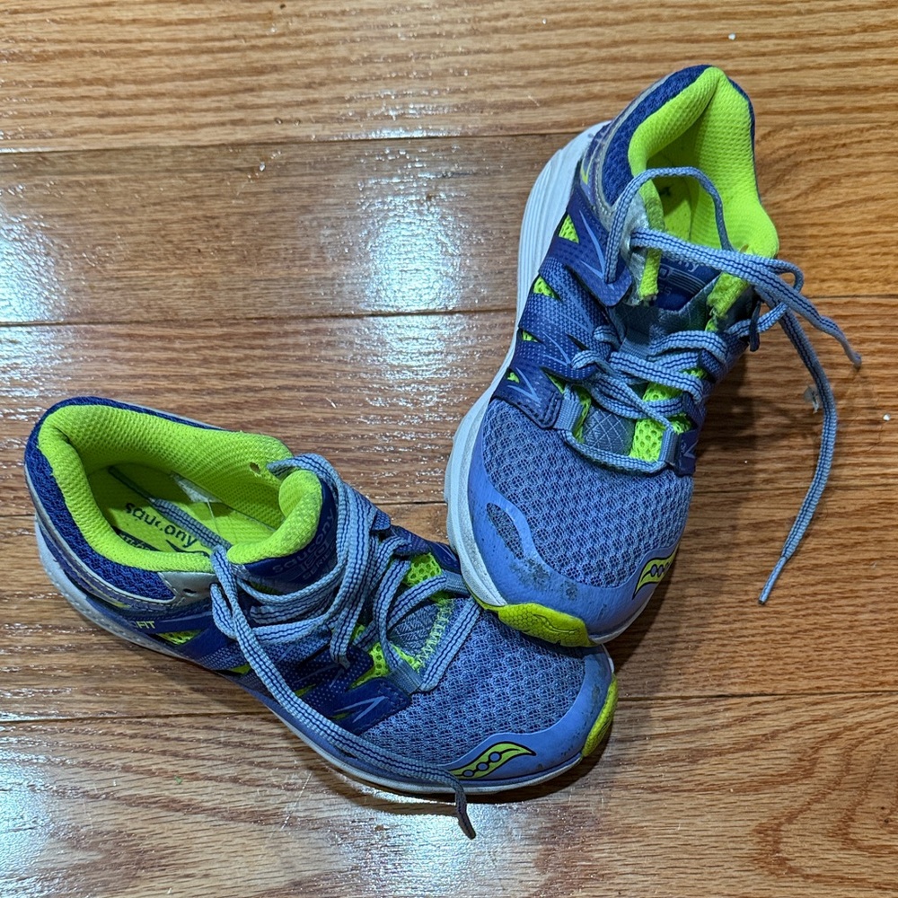 Saucony Kids Sneakers in Blue and Neon Green - Zealot 2 - Size 1.5W